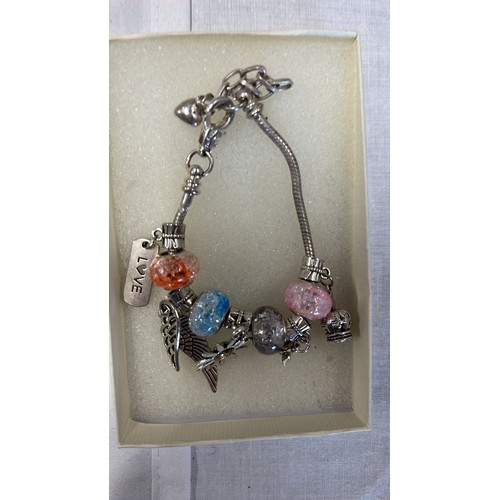 407 - CHARM BRACELET