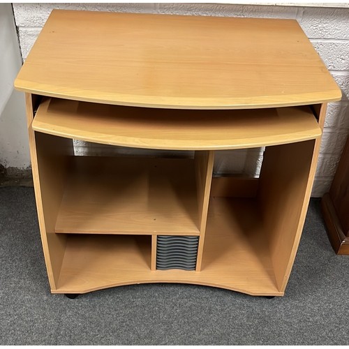 573 - BEECH EFFECT OFFICE DESK