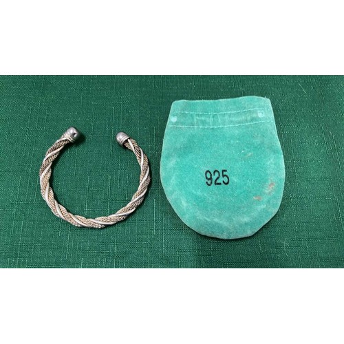 238 - 925 SILVER BANGLE