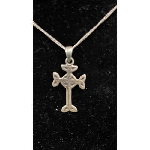 85 - SILVER CHAIN AND CRUCIFIX