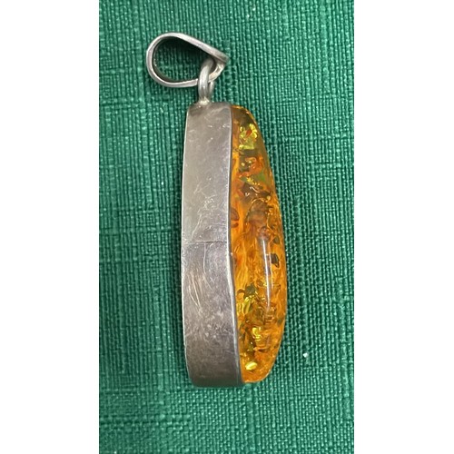 113 - 925 SILVER PENDANT-AMBER