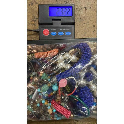 156 - QTY OF COSTUME JEWELLERY 2.322 KG