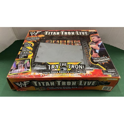 76 - TITAN TRON LIVE GAME / USED UNCHECKED SEE PICTURES