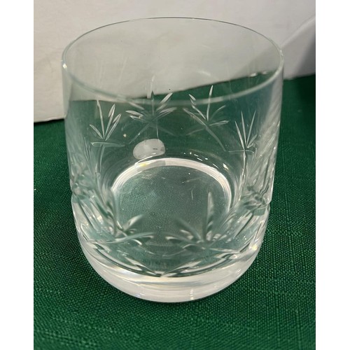 69 - BOXED DRINK GLASSES