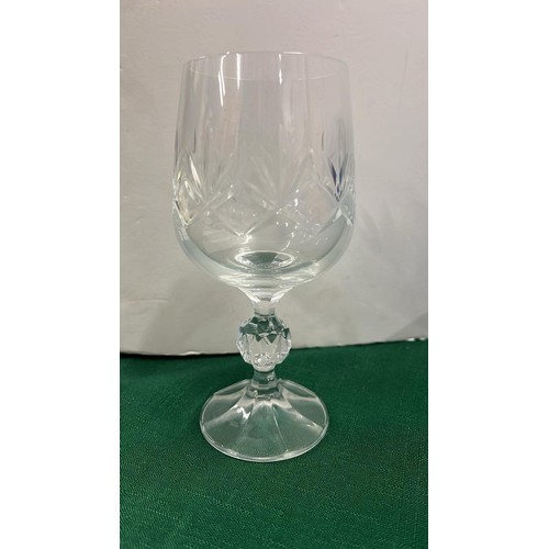 69 - BOXED DRINK GLASSES