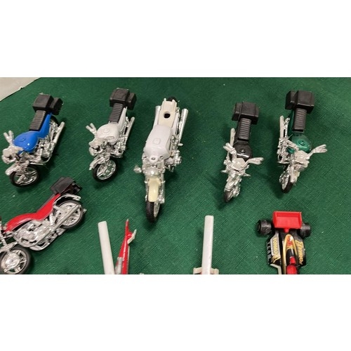 77 - MOTOR BIKE AND RACE CAR MODELS