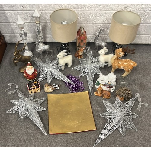 55 - COLLECTION OF CHRISTMAS ITEMS