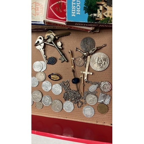 878 - MIXED COLLECTABLES AND COINS