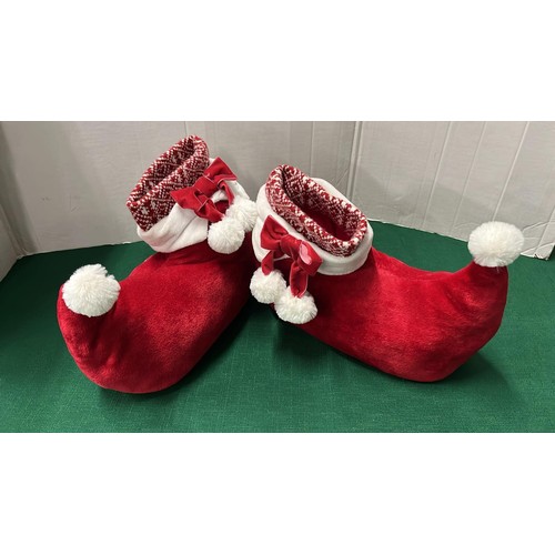 41 - UNWORN WINTER SLIPPERS