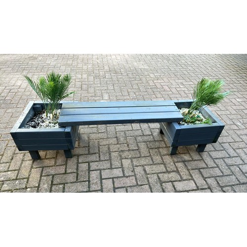 824 - Garden flower pot seating