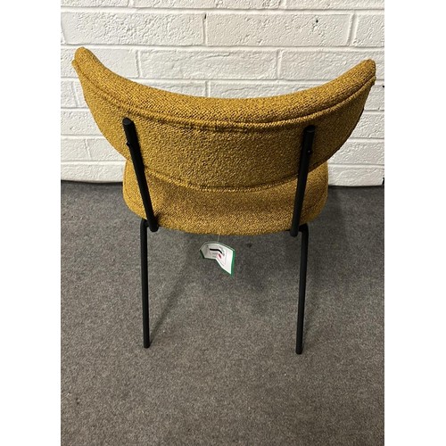 96 - CONTEMPORARY TABLE AND CHAIRS