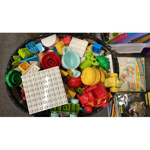 202 - QTY OF MIXED TOYS