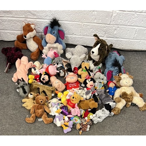 210 - LARGE QTY OF SOFT TOYS
