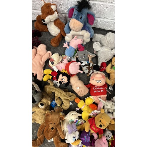 210 - LARGE QTY OF SOFT TOYS