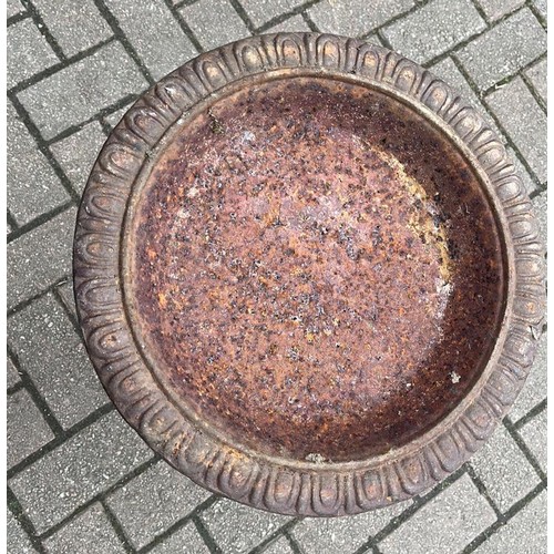 215 - GARDEN CAST METAL BIRD BATH