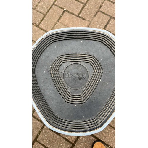 216 - MOBILE STEP IN GREY
