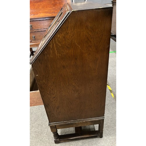 191 - 1920s OAK BUREAU