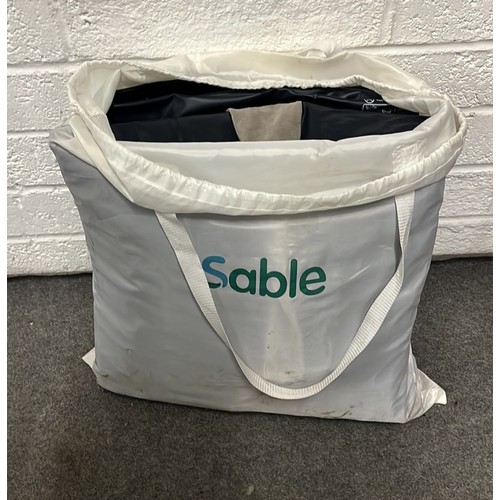 185 - INFLATABLE AIR BED