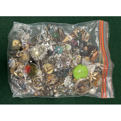 Lot 242       