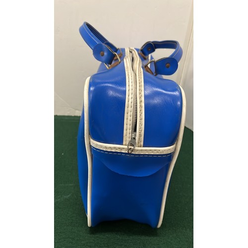113 - RETRO BLUE MILETA SPORTS BAG