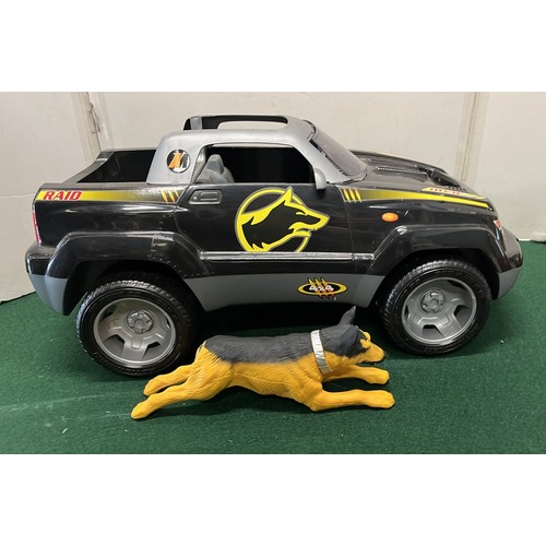 92 - 2002 ACTION MAN RAID 4X4 JEEP WITH DOG