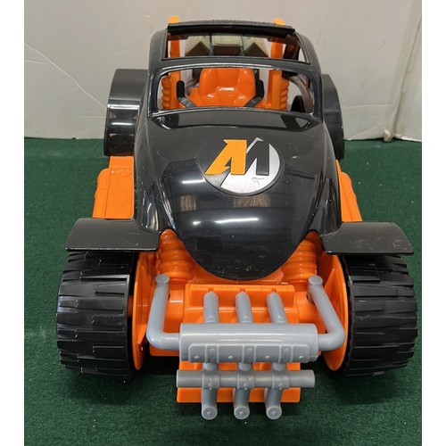 88 - HASBRO 2000 ACTION MAN SUPER TURBO VW BEETLE BUGGY CAR WITH ACTION MAN FIGURE