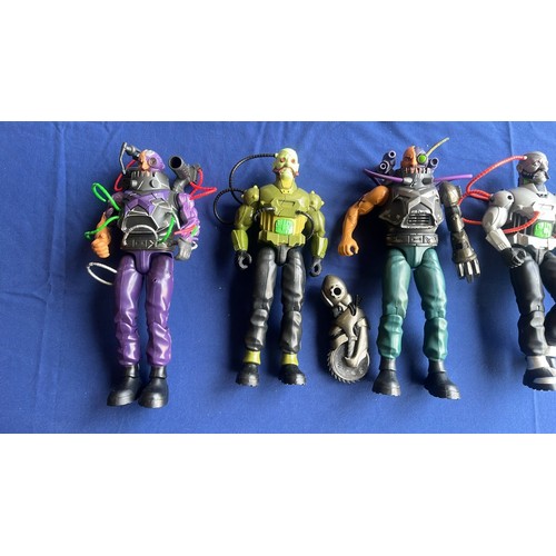 83 - 5 X ACTION MAN DOCTOR X FIGURES