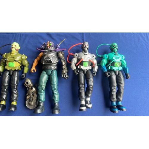 83 - 5 X ACTION MAN DOCTOR X FIGURES