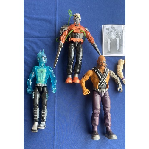 82 - 5 X ACTION MAN DOCTOR X FIGURES