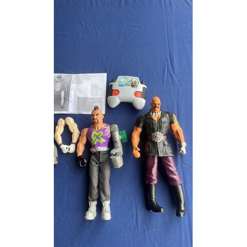 82 - 5 X ACTION MAN DOCTOR X FIGURES