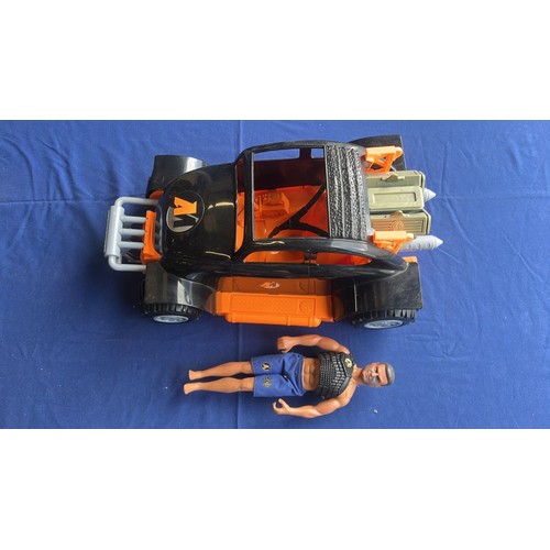 88 - HASBRO 2000 ACTION MAN SUPER TURBO VW BEETLE BUGGY CAR WITH ACTION MAN FIGURE