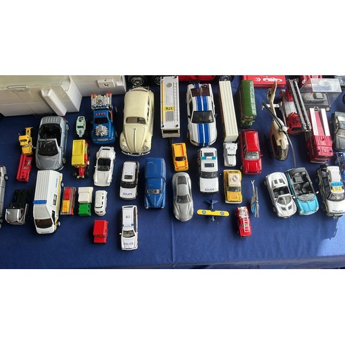 71 - SELECTION OF MIXED SCALE MODEL TRANSPORT