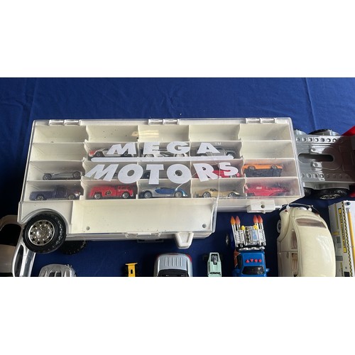 71 - SELECTION OF MIXED SCALE MODEL TRANSPORT