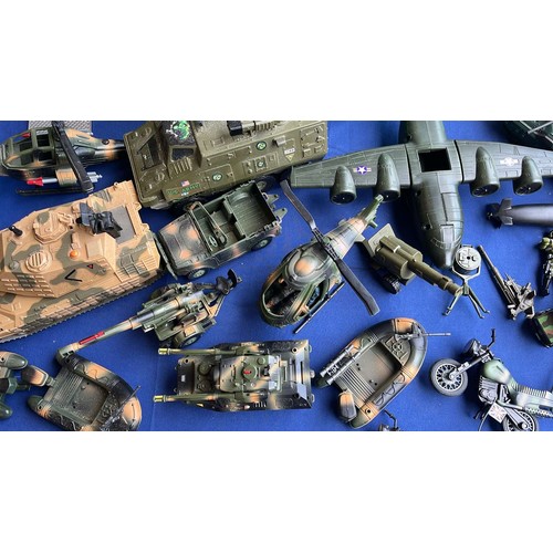 65 - LARGE QTY OF MIXED MILITARY TOYS WITH FIGURES / SE ALL PICTURES