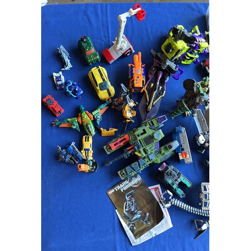 63 - VERY LARGE QTY OF MIXED TRANSFORMER TOYS / SEE ALL PICTURES