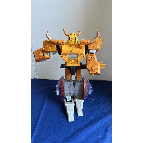 63 - VERY LARGE QTY OF MIXED TRANSFORMER TOYS / SEE ALL PICTURES