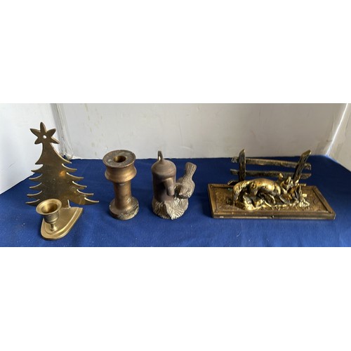 42 - SELECTION OF BRASS ITEMS...