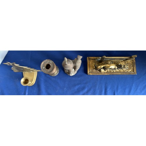 42 - SELECTION OF BRASS ITEMS...