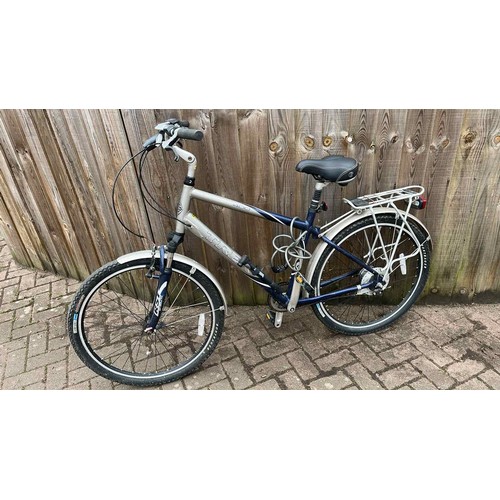 86 - LARGE GENTS NAVIGATOR 400 TREK BICYCLE
