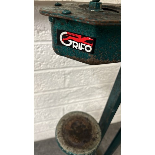 304 - GRIFO BOTTLE CORKING PRESS