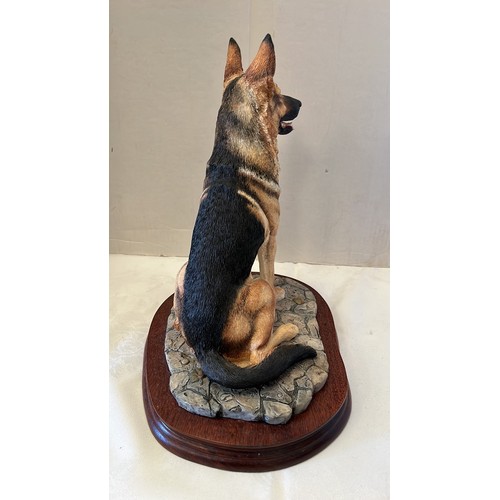 3 - 1994 LARGE GERMAN SHEPHERD DOG FIGURE