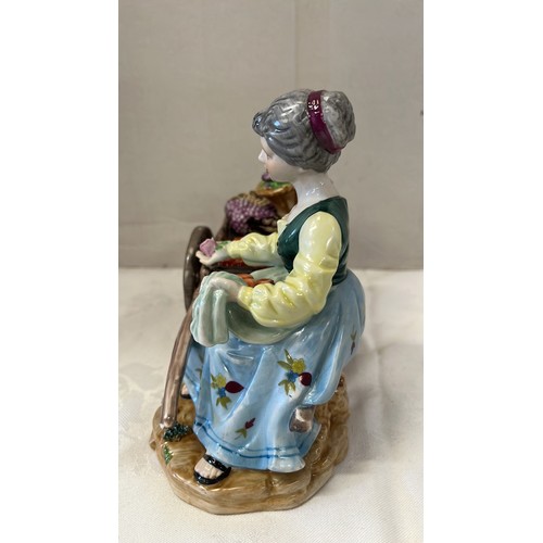 9 - FEMALE FRUIT SELLER
