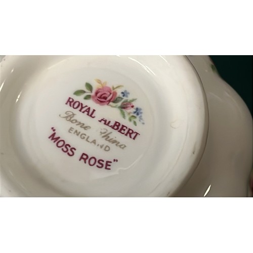 36 - 46 Pc ROYAL ALBERT TABLE WARE / MOSS ROSE SEE ALL PICTURES
