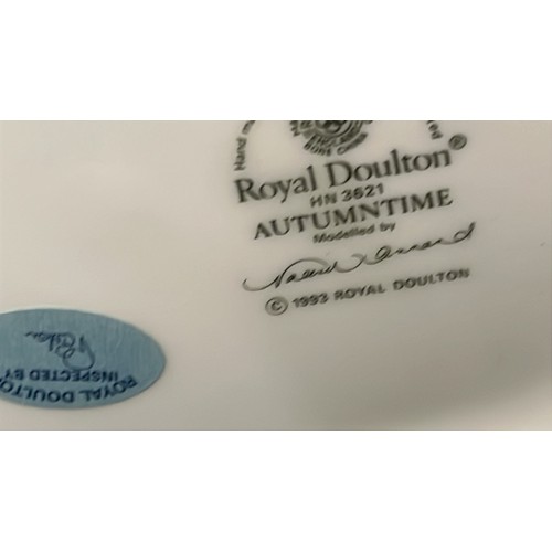 42 - ROYAL DOULTON 1993 FIGURE HN 3621 AUTUMNTIME