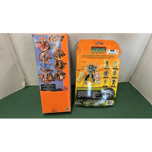 292 - VINTAGE BOXED ACTION MAN PILOT AND TEENAGE MUTANT NINJA TURTLES FIGURE