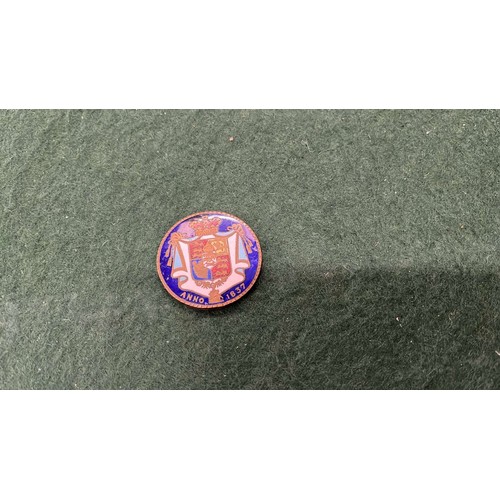 Lot 90        