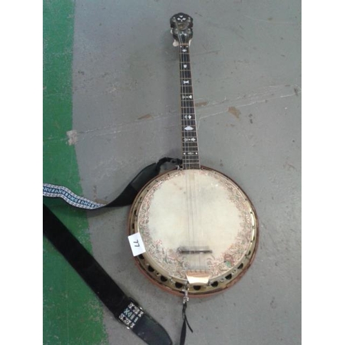 77 - Vintage Windsor monarch supremus banjo