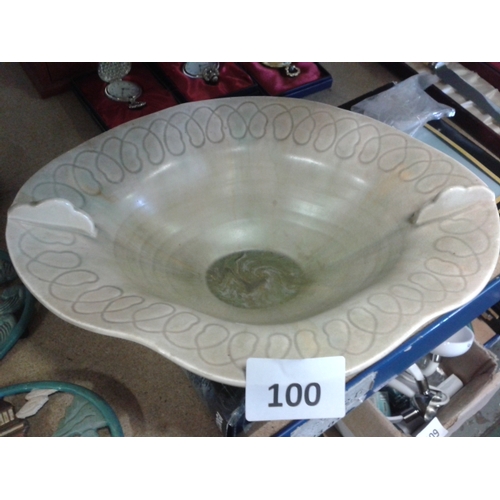 100 - Large Beswickware fruit bowl, approx. 31 x 24 x 10cm