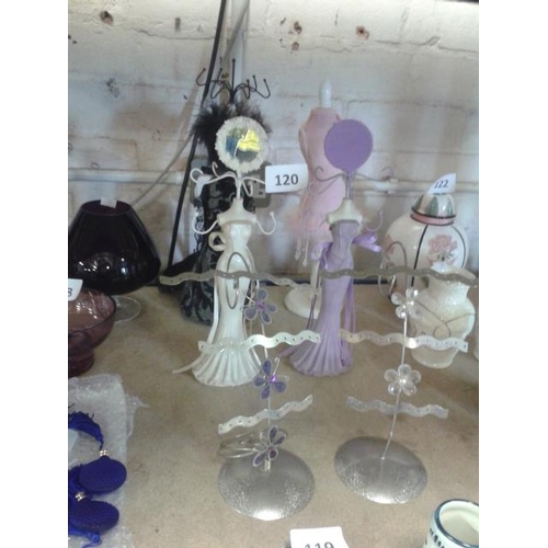 120 - 4 x mannequin style jewellery holders & 2 x earring holders