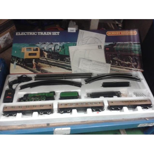 280 - Hornby Flying Scotsman electric train set in box